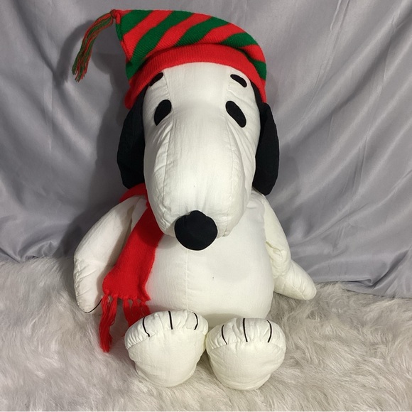 XL Peanuts Vintage 21” Snoopy Plush Pillow Toy - Picture 1 of 8